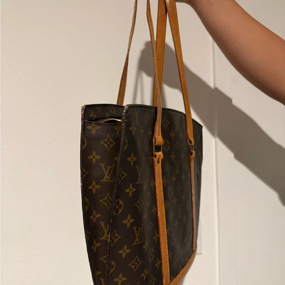 Louis Vuitton Monogram Canvas Tote with Tan Straps - Picture 3 of 7